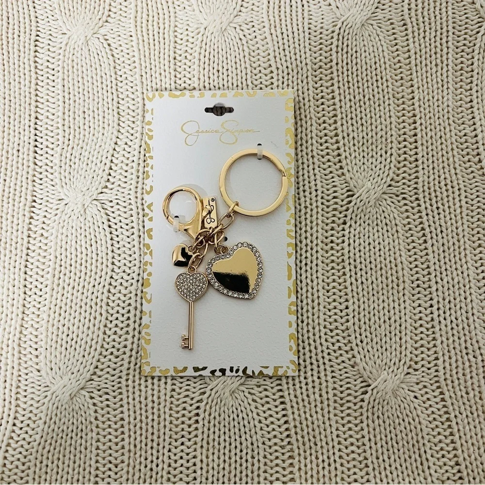 Jessica Simpson New Pave Crystal Heart and Key Keychain Bag Charm Accessory